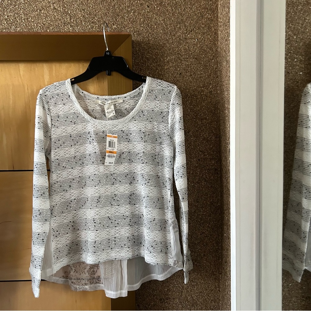 American Rag Black & White High-Low Blouse, Small, NWT